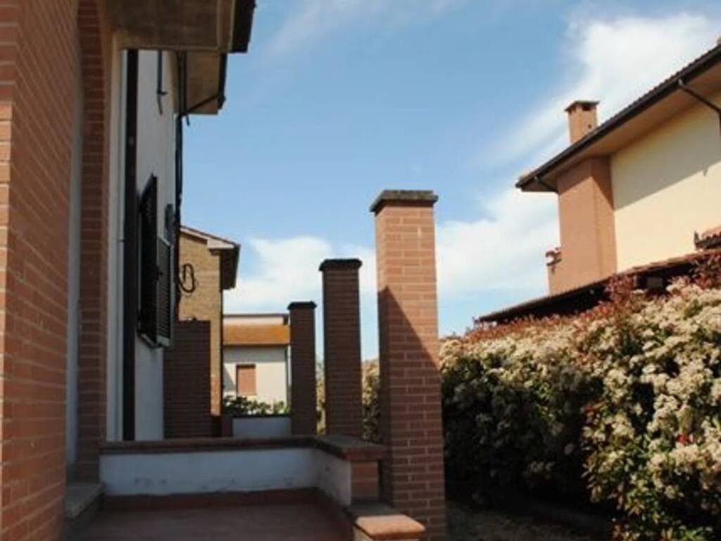 Villa a Castiglione del lago in Via Trasimeno Panicarola S.N.C. - Foto 5
