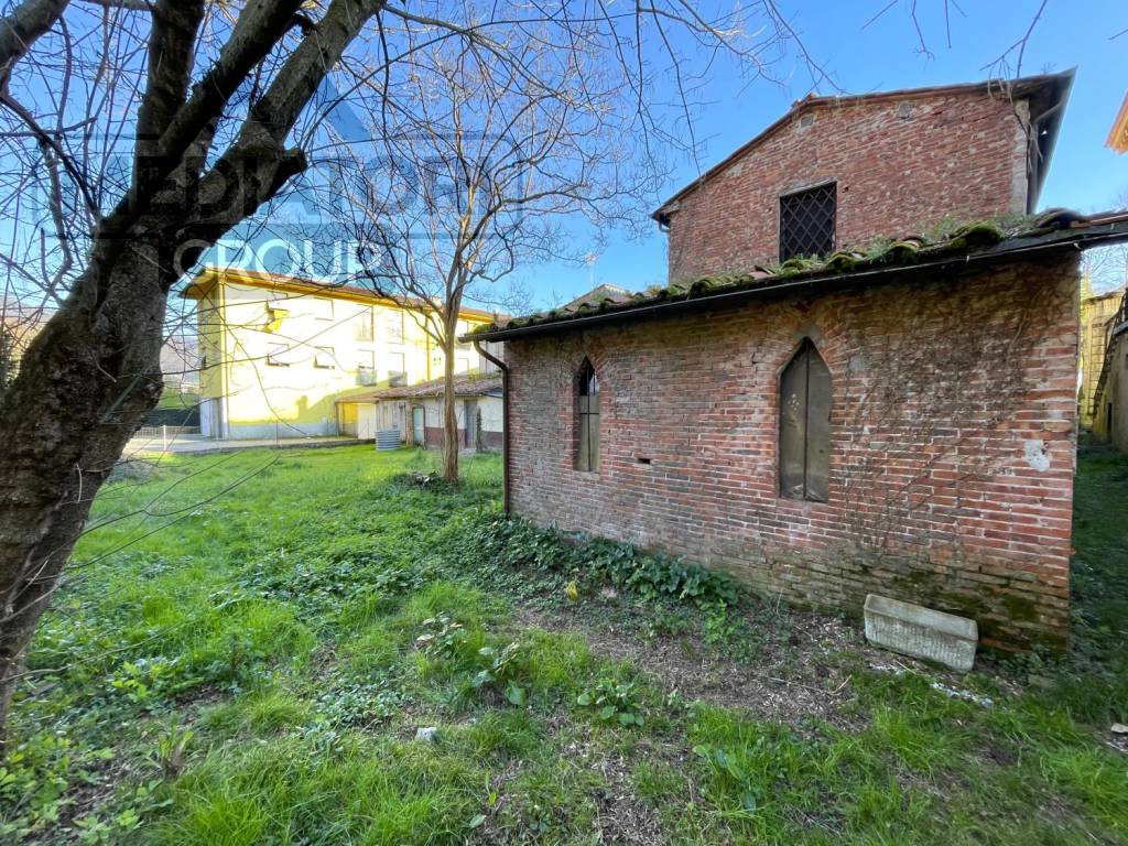 Appartamento a Borgo a mozzano in Strada Comunale di Valdottavo - Foto 2