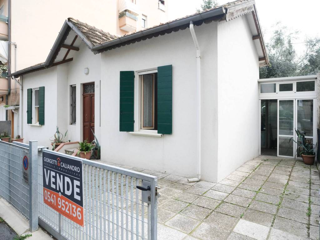 Villa a Cattolica in Via Bruno Buozzi - Foto 2