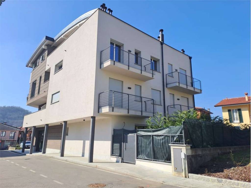 Appartamento a La valletta brianza in Via Brusadelli, 21 - Foto 2