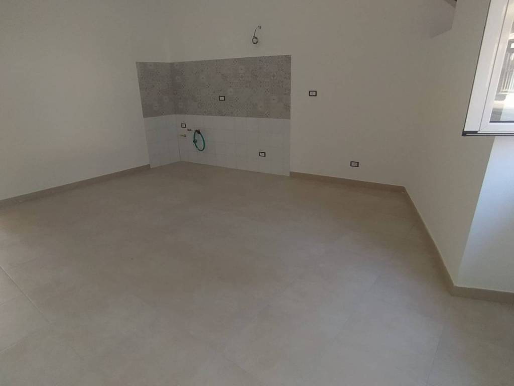 Appartamento a Santi cosma e damiano in Via Francesco Baracca, 247 - Foto 2