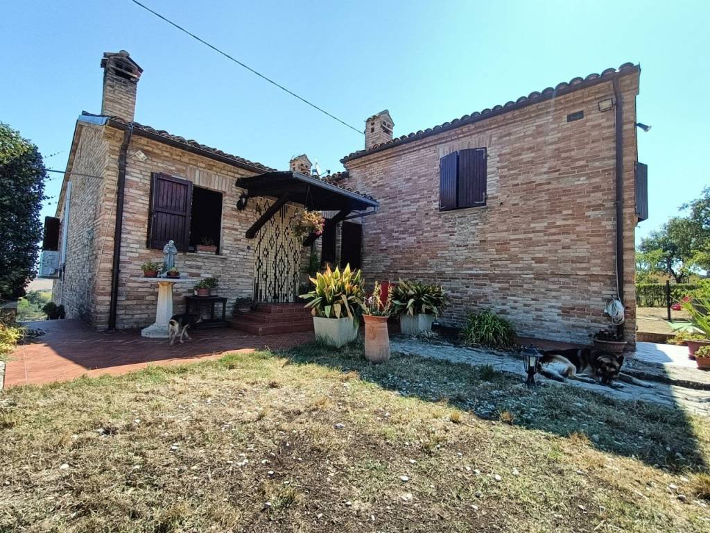 Rustico / casale a Cartoceto in VIA FALARCO, 8 - Foto 4