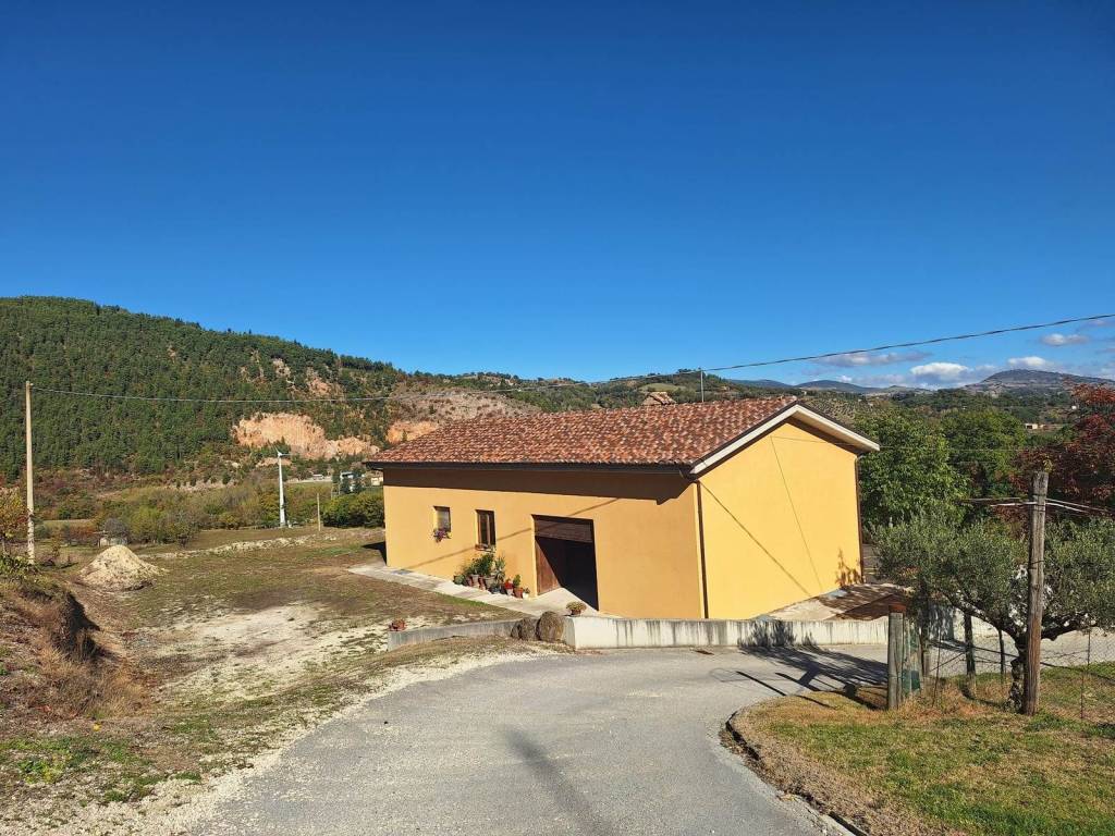 Casa indipendente a San severino marche - Foto 4