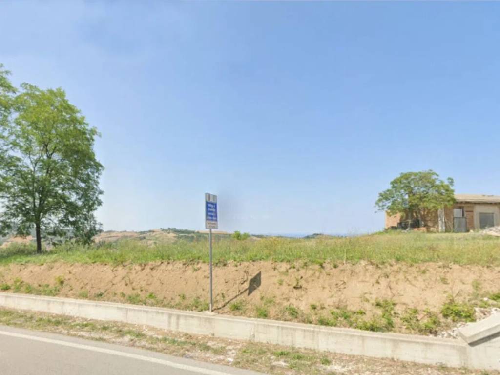 Terreno a Silvi in Contrada Piane Maglierici S.N.C. - Foto 2