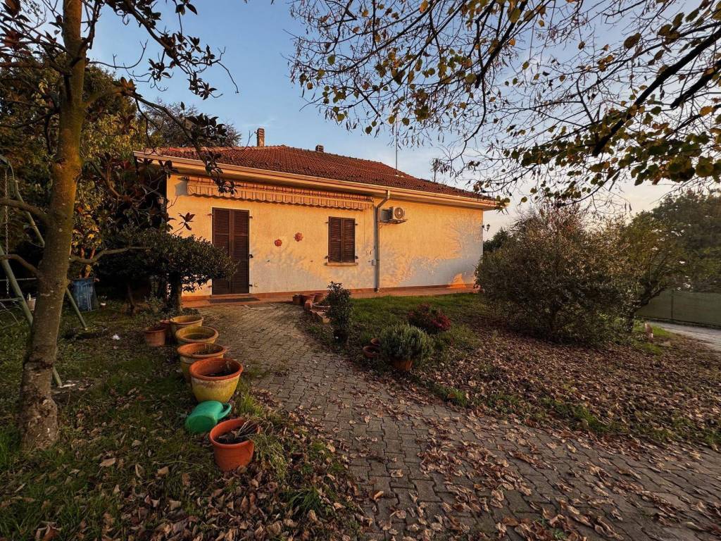 Villa a Alessandria - Foto 2