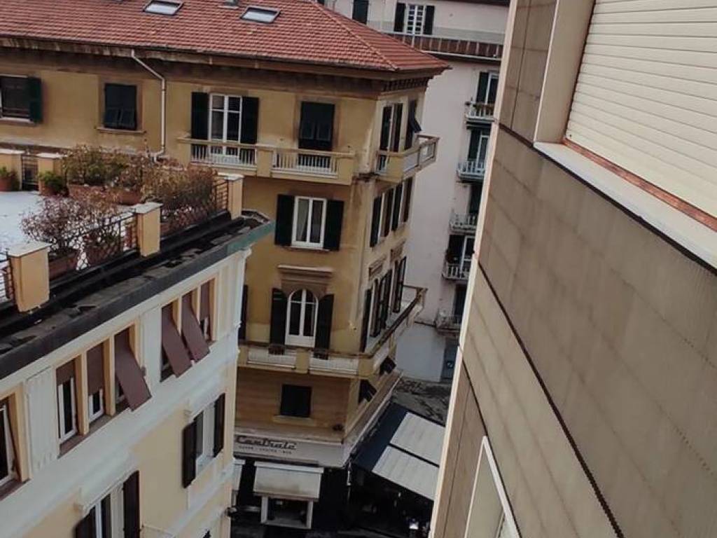 Appartamento a La spezia in Piazza Beverini S.N.C. - Foto 4