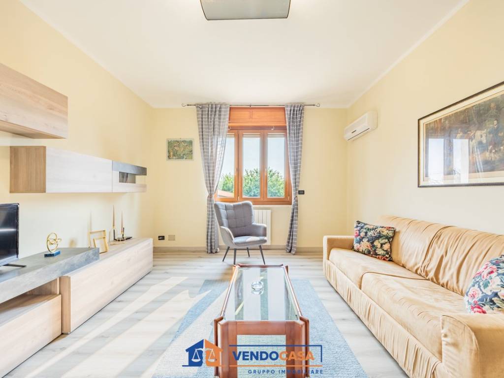 Appartamento a Centallo in Via Murazzo, 5 - Foto 4