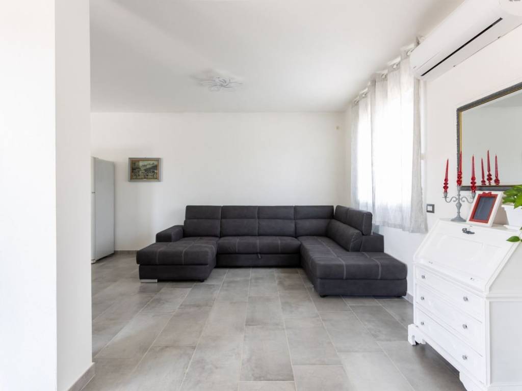 Villa a Decimoputzu in Via Ugo La Malfa - Foto 4