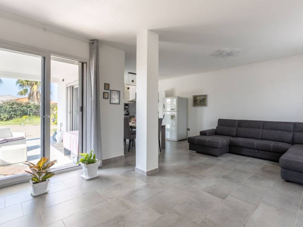 Villa a Decimoputzu in Via Ugo La Malfa - Foto 5