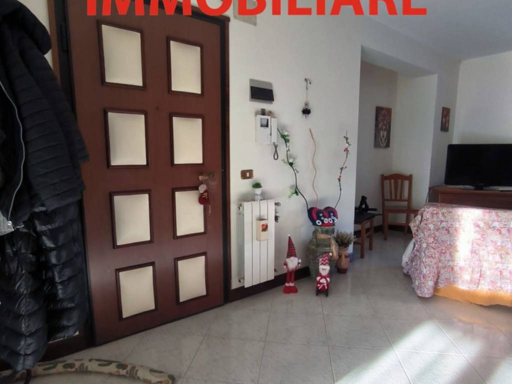 Appartamento a Caltanissetta in Via Tiziano, 32 - Foto 2