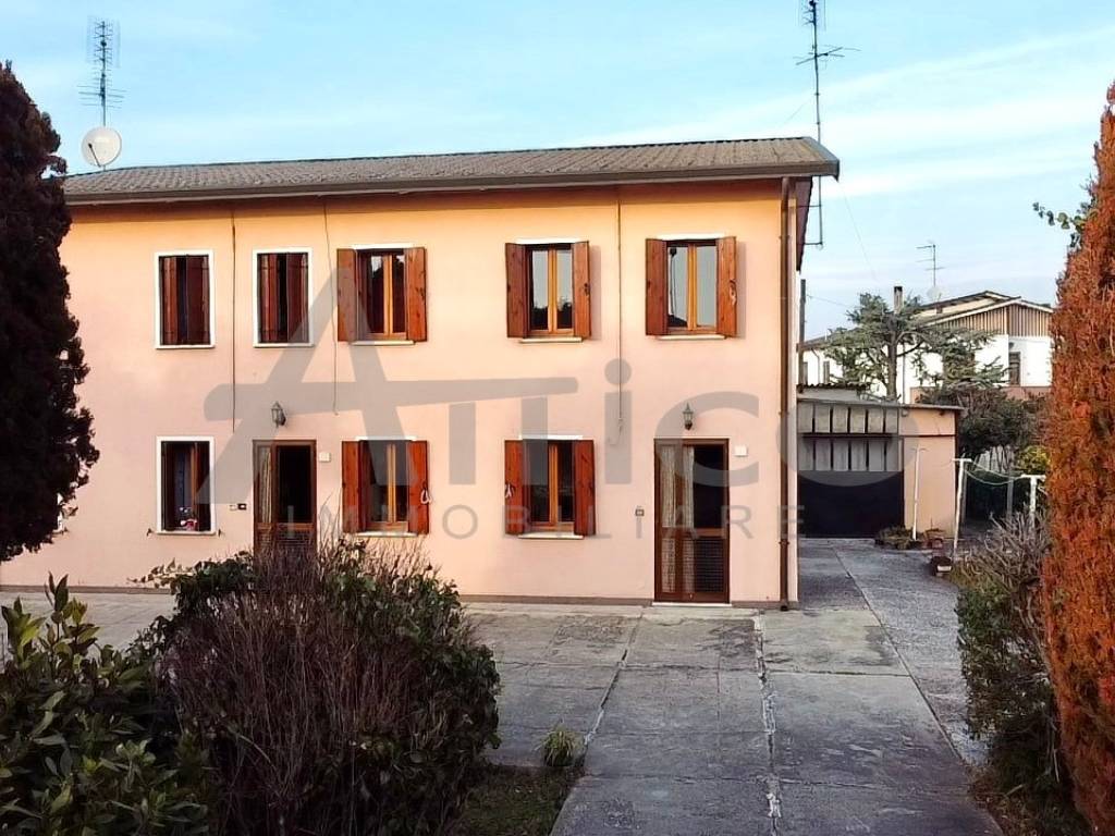 Villa a Rovigo in Via Ottavio Munerati, 92 - Foto 4