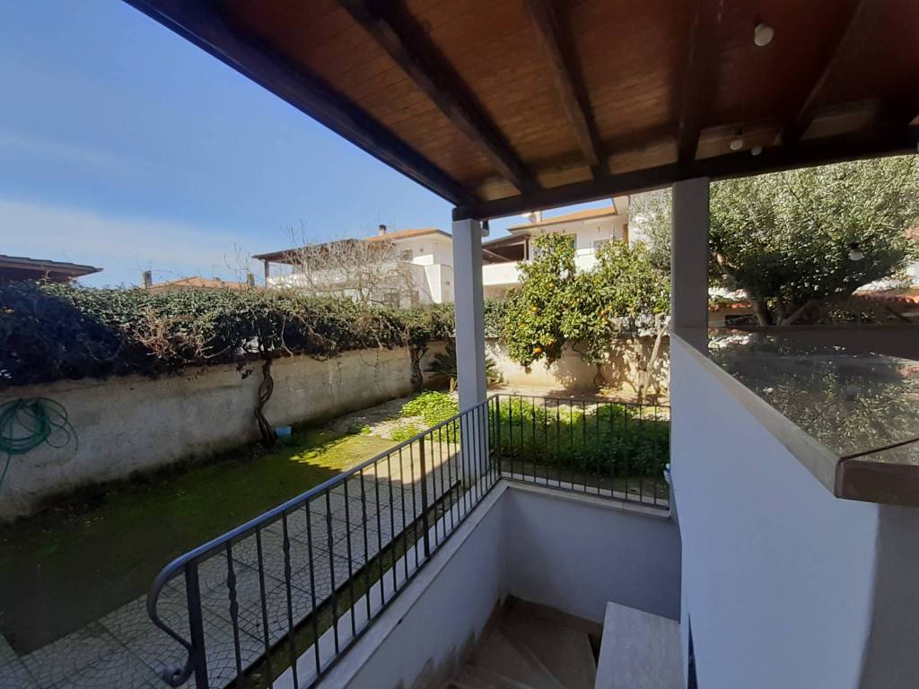 Villa a Sabaudia in Via Piscina la Lepre - Foto 4