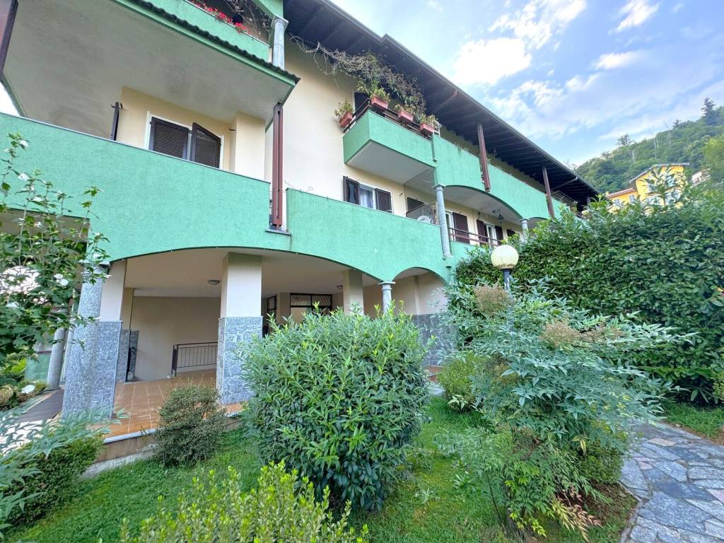 Appartamento a Ghiffa in Corso Dante Alighieri - Foto 3