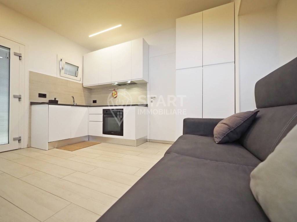 Appartamento a Civitanova marche in Via Alessandro Manzoni, 47 - Foto 3