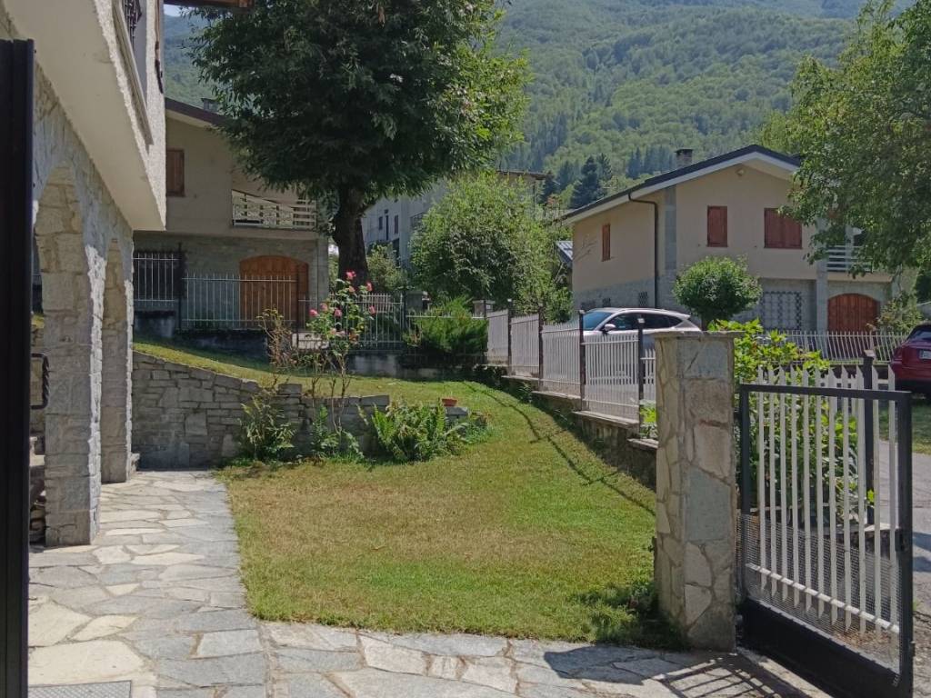 Villa a Demonte in Via Cialancia, 16 - Foto 2