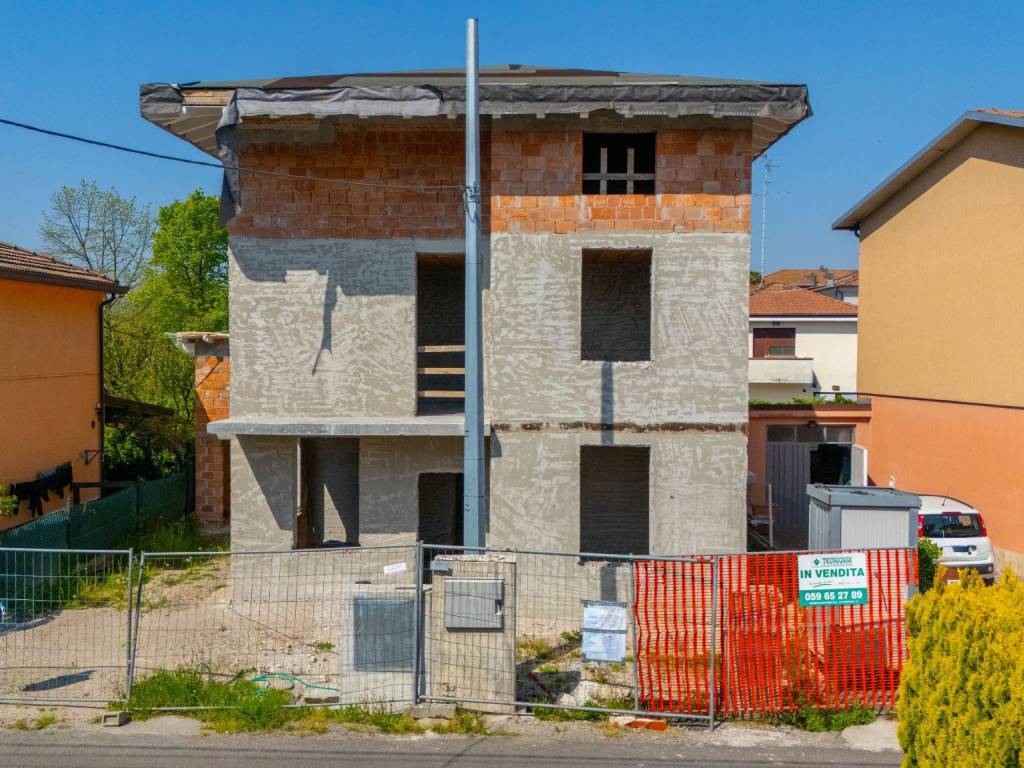 Casa indipendente a Carpi in Via L. Gasparotto, 25 - Foto 2