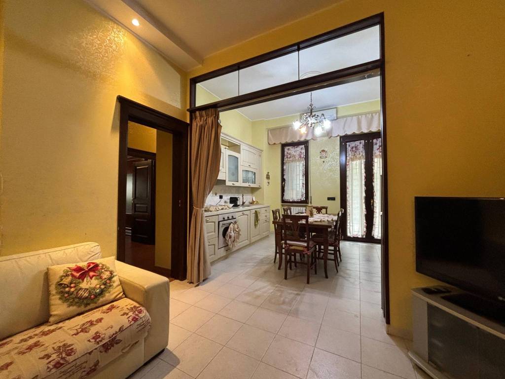 Appartamento a Foggia in Via Vittorio De Miro d'Ajeta - Foto 5