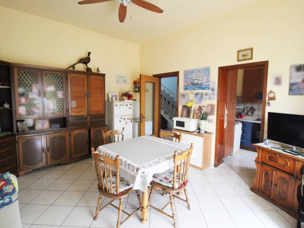Casa indipendente a Marnate in Via Roma, 11 - Foto 4