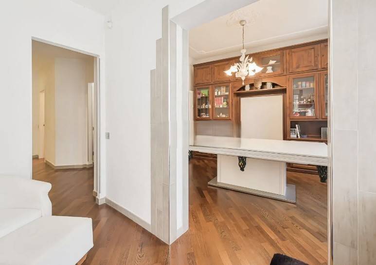 Appartamento a La spezia in Via XX Settembre, 166 - Foto 2