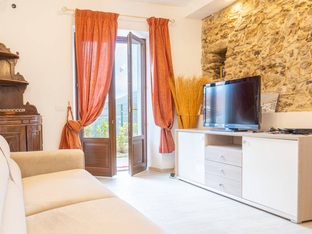 Appartamento a Tovo san giacomo in Via Briffi - Foto 2