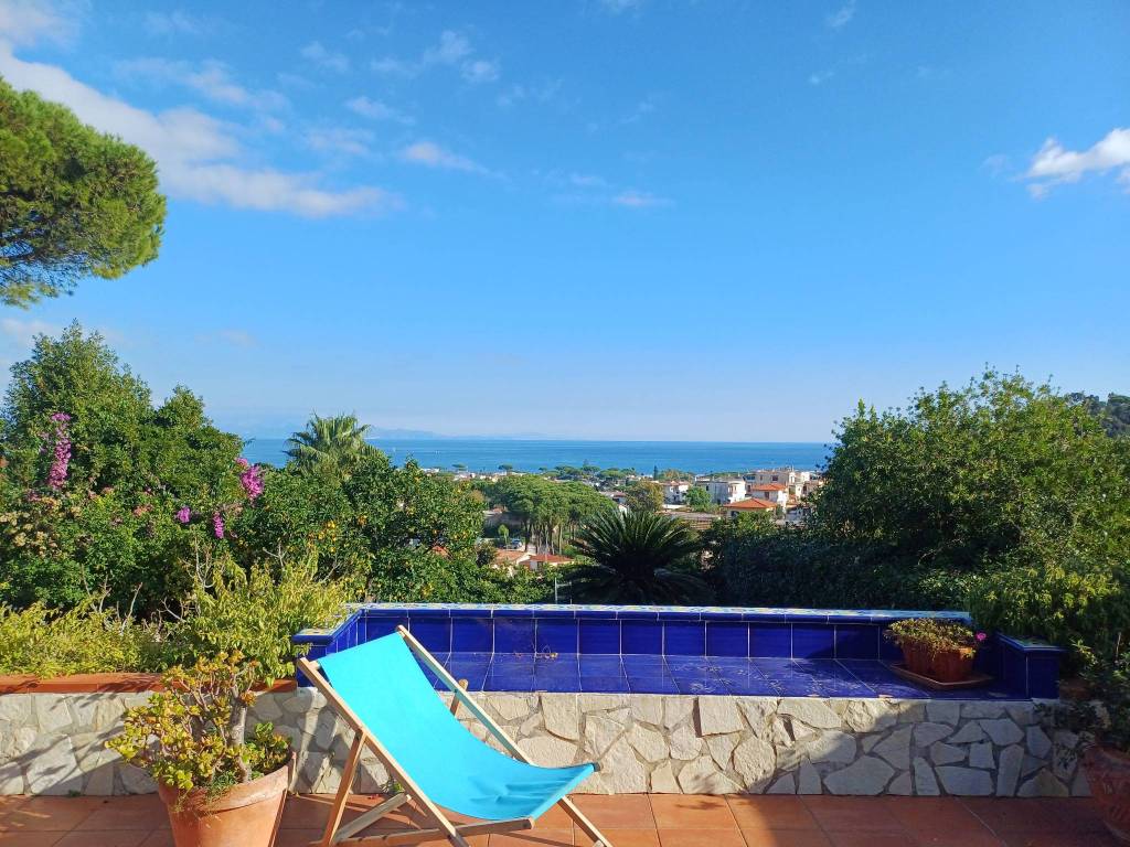 Villa a San felice circeo in Via Valle Verde - Foto 2