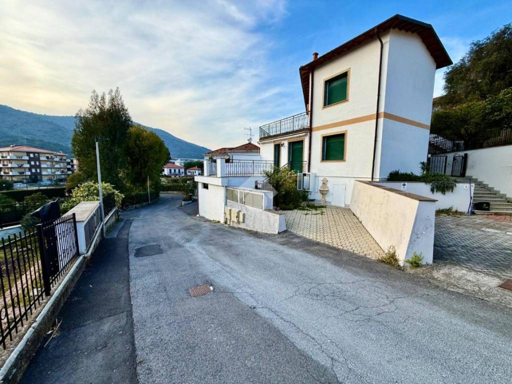 Appartamento a Andora in Via San Lazzaro, 40 - Foto 2