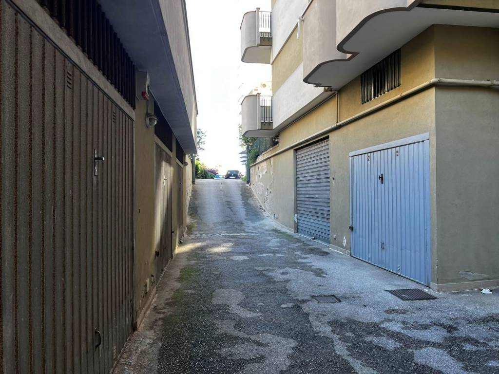 Box / garage a Trani in via Caposele - Foto 4