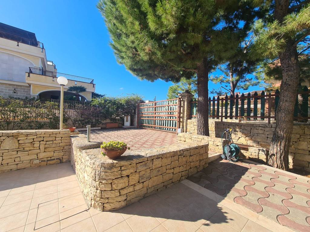 Villa a Bisceglie in Via Luigi di Molfetta, 159 - Foto 5