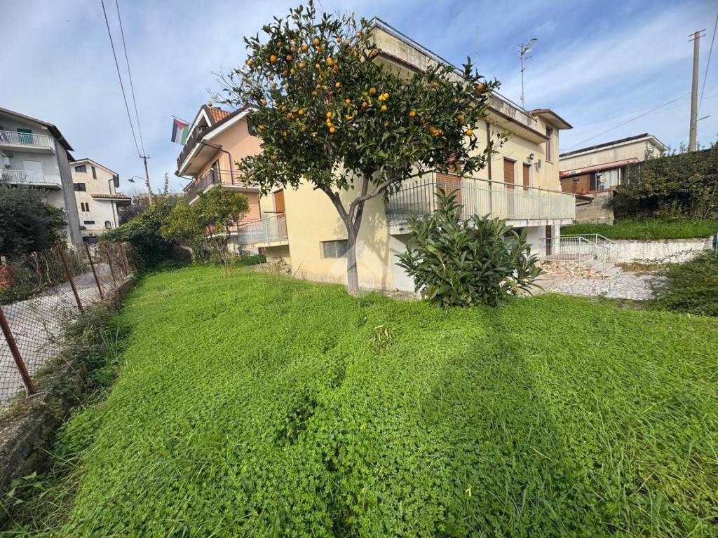 Villa a Minturno in Vicolo Santa Chiara, 4 - Foto 2