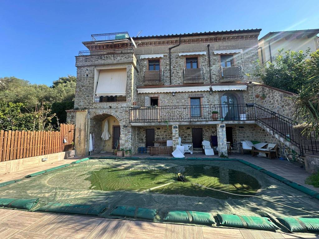 Villa a Torchiara in Via Santa Barbara - Foto 5