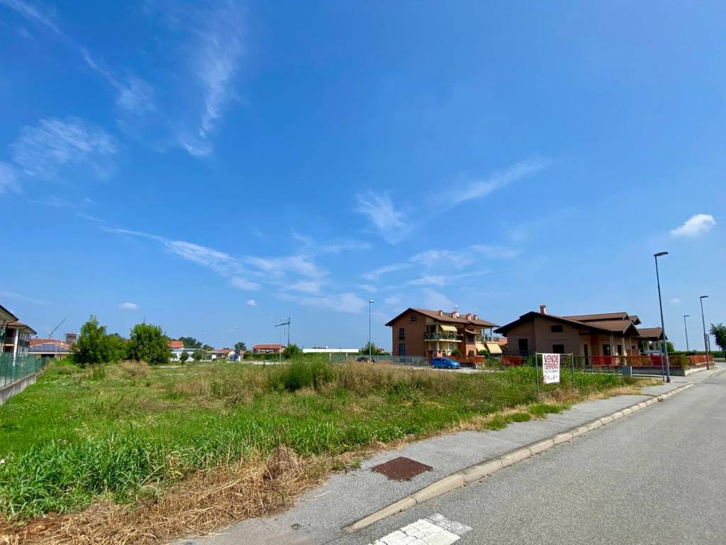 Terreno a Scarnafigi in Via Papa Giovanni Paolo II, . - Foto 2