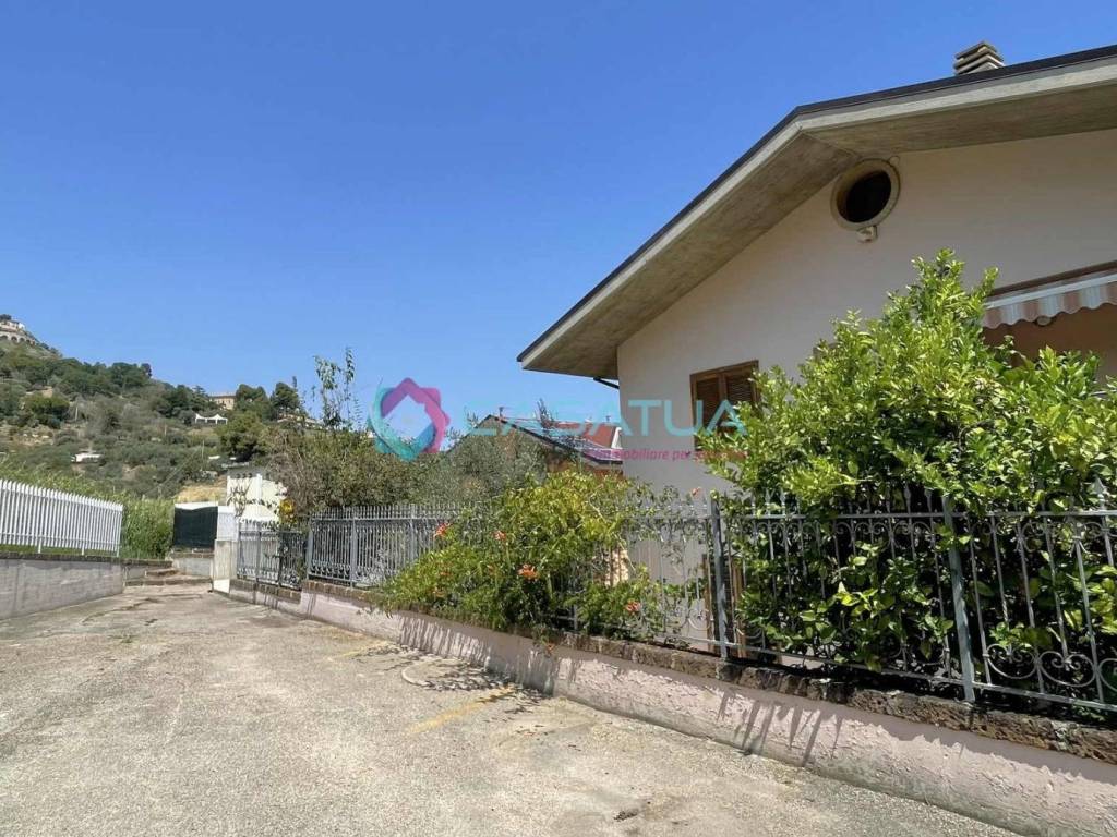 Appartamento a Silvi in Contrada Stagliano - Foto 3