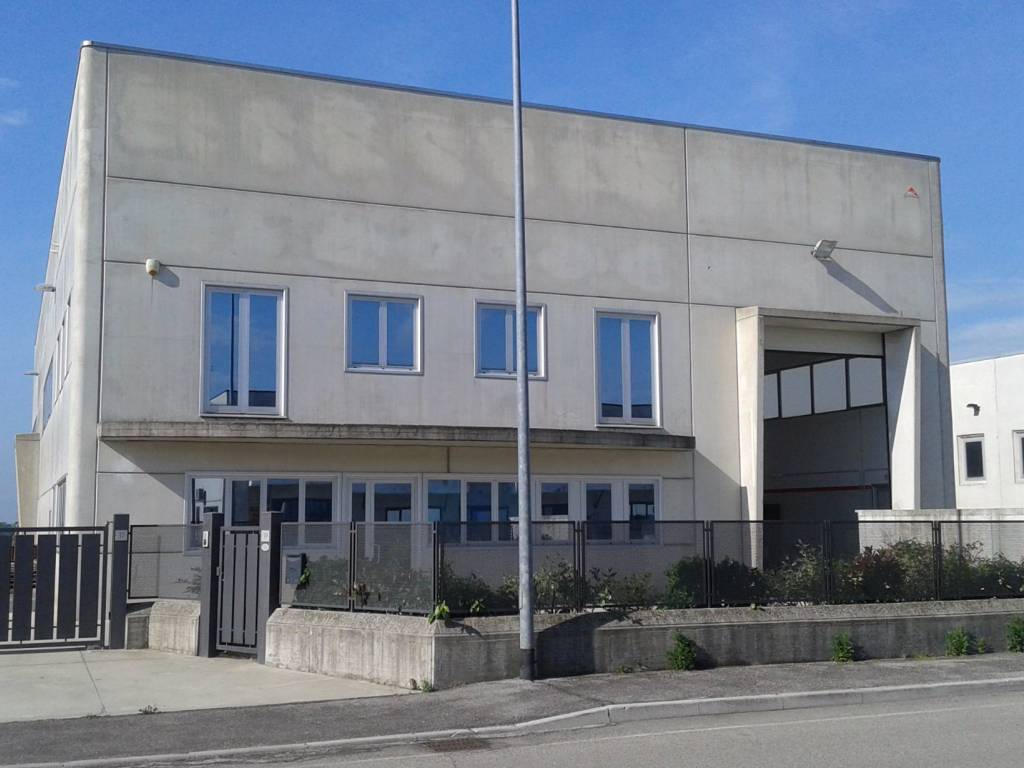 Immobile a Castiglione delle stiviere in Via Fossadone - Foto 3