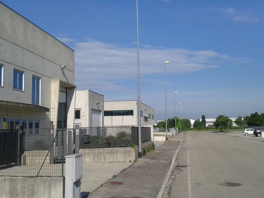 Immobile a Castiglione delle stiviere in Via Fossadone - Foto 4