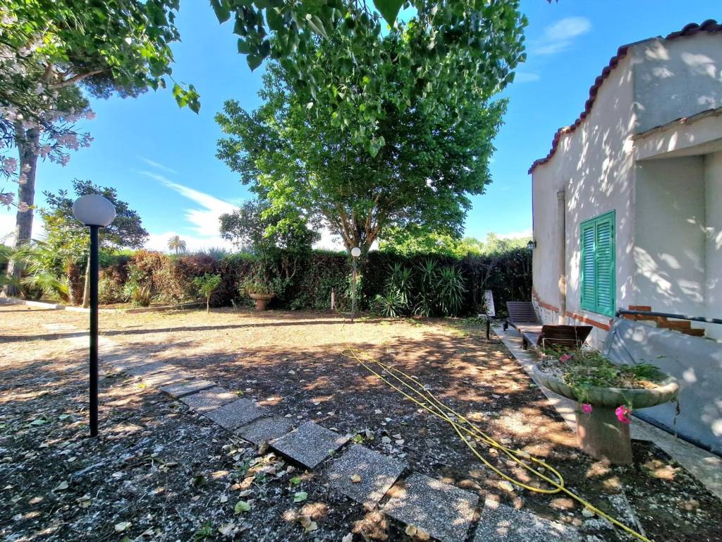 Villa a San felice circeo in Via Ugo Foscolo - Foto 3