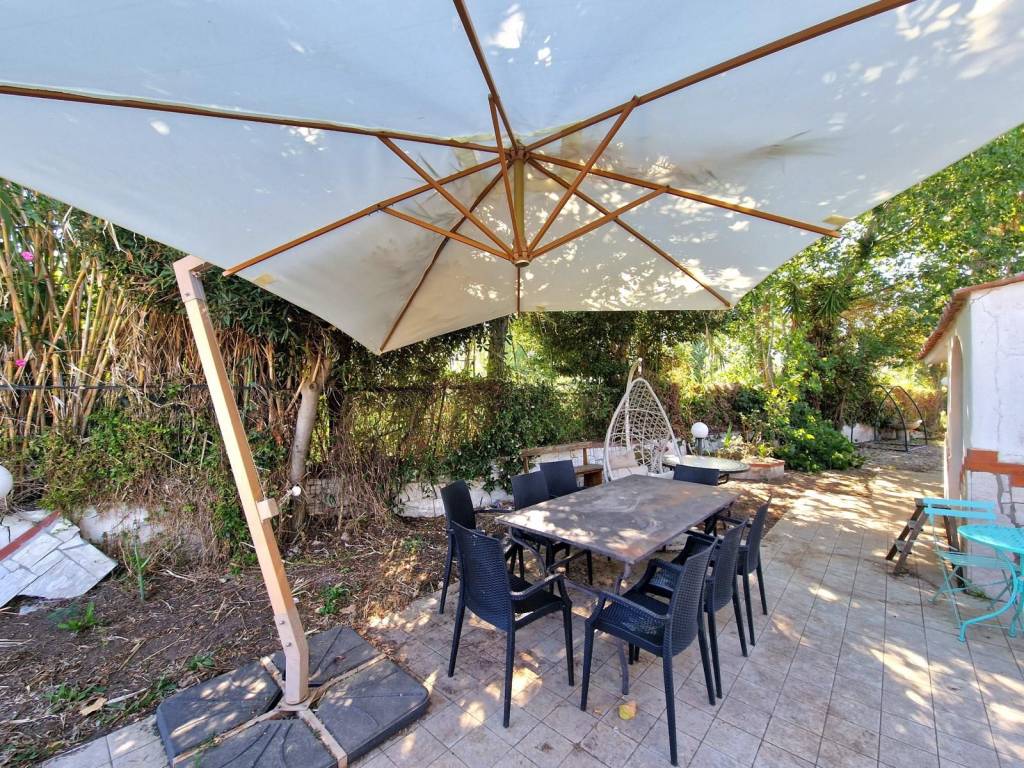Villa a San felice circeo in Via Ugo Foscolo - Foto 4