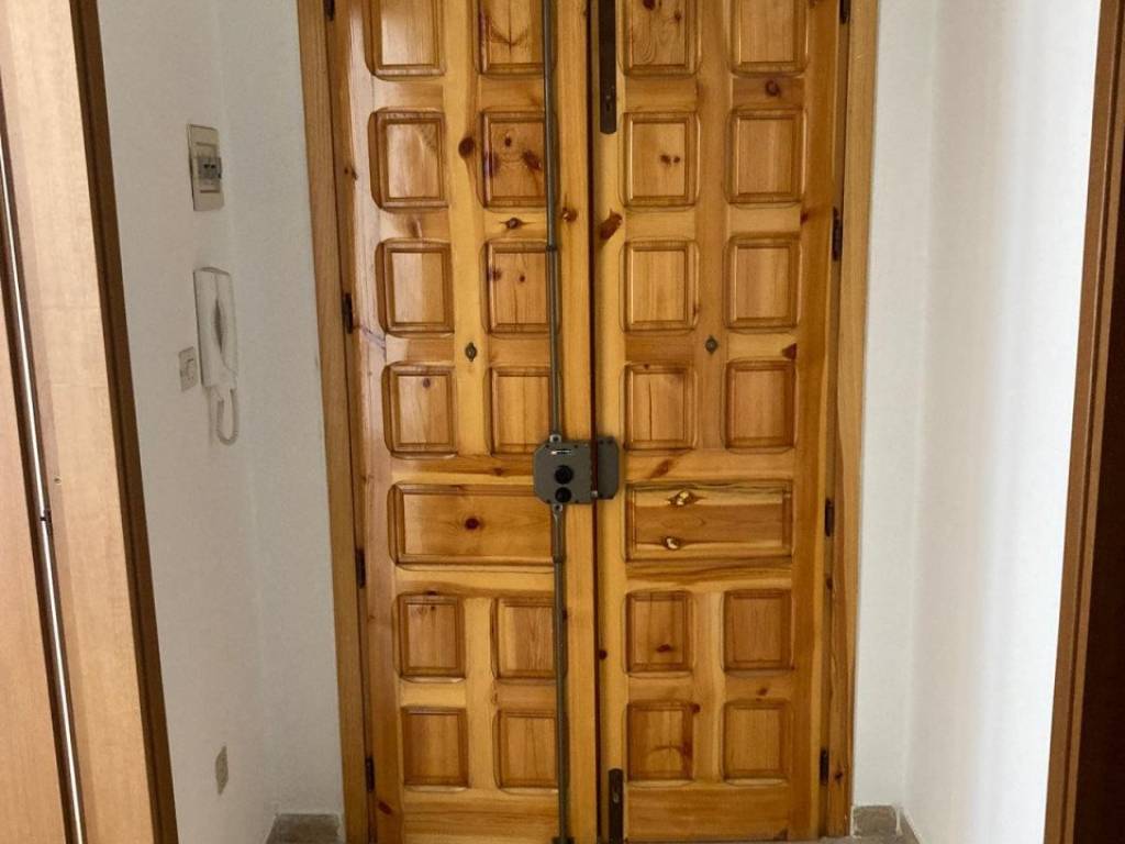 Appartamento a Ceglie messapica in VIA ANGELO BIONDI - Foto 2
