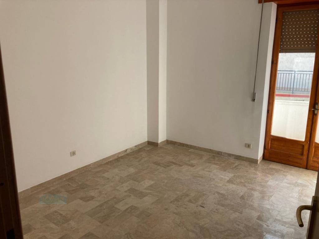 Appartamento a Ceglie messapica in VIA ANGELO BIONDI - Foto 4