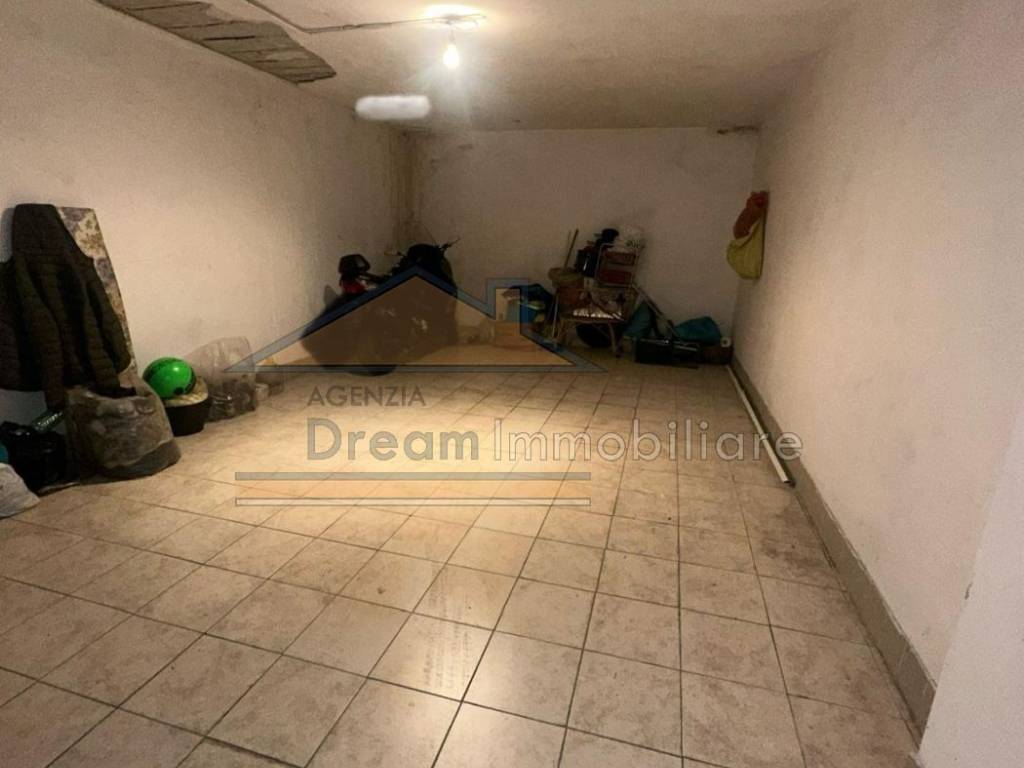 Box / garage a Giugliano in campania in Via Giulio Starace - Foto 3
