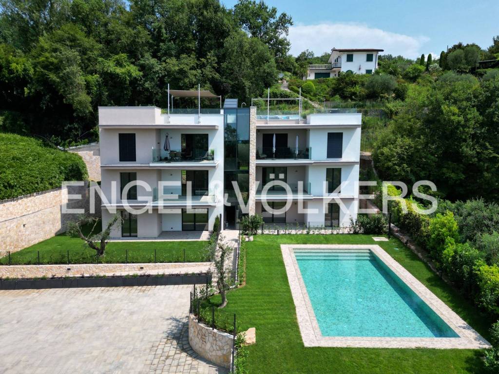 Appartamento a Bardolino in Strada Sopra Paerno - Foto 3