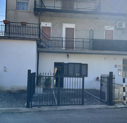 Appartamento a Borgorose in Via Delle Vecchie 29 - Foto 2