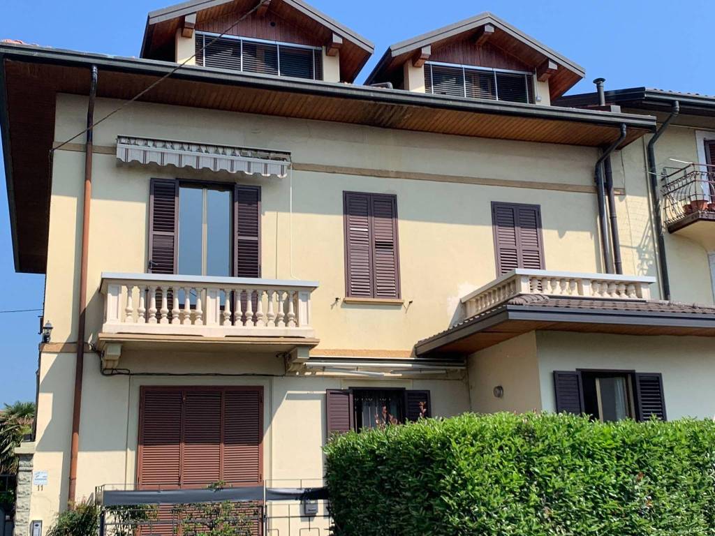 Appartamento a Castronno in Via Camillo Benso di Cavour, 11 - Foto 2