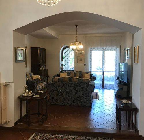 Villa a Avezzano in Via San Francesco 14 - Foto 2
