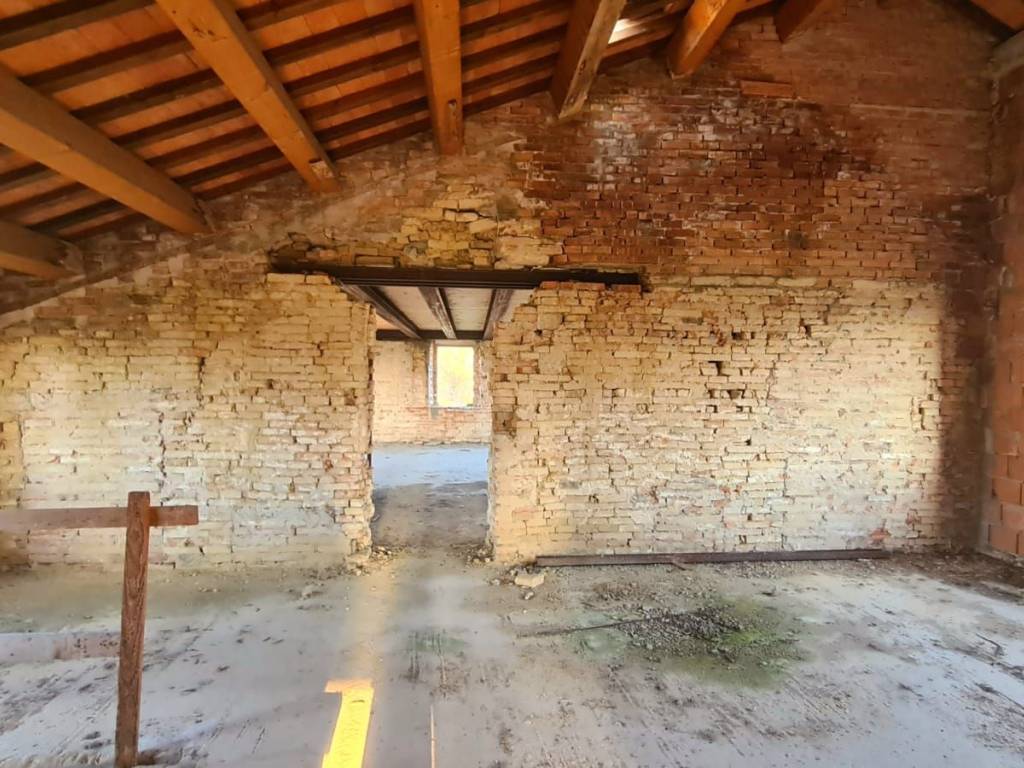 Rustico / casale a Filottrano in Via Fiumicello, 9 - Foto 2