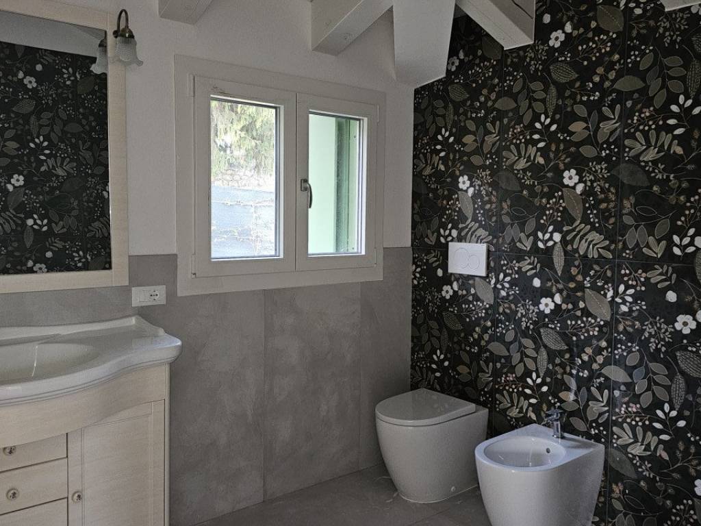 Casa indipendente a Arcugnano in PIAZZA RUMOR - Foto 2