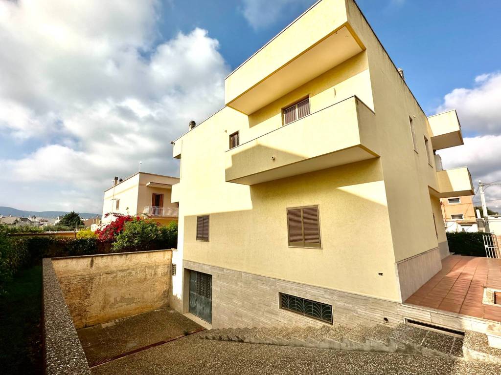 Villa a Fasano in Via dei Cipressi, 51 - Foto 2