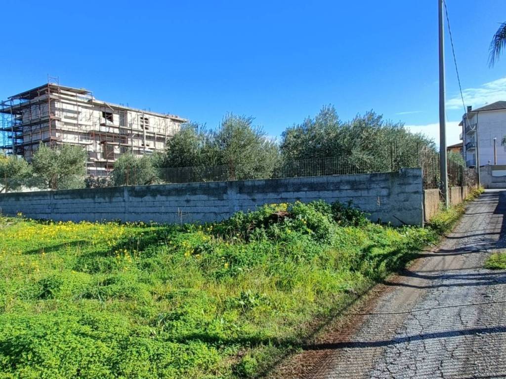 Terreno a Lamezia terme in Via delle Vigne - Foto 2