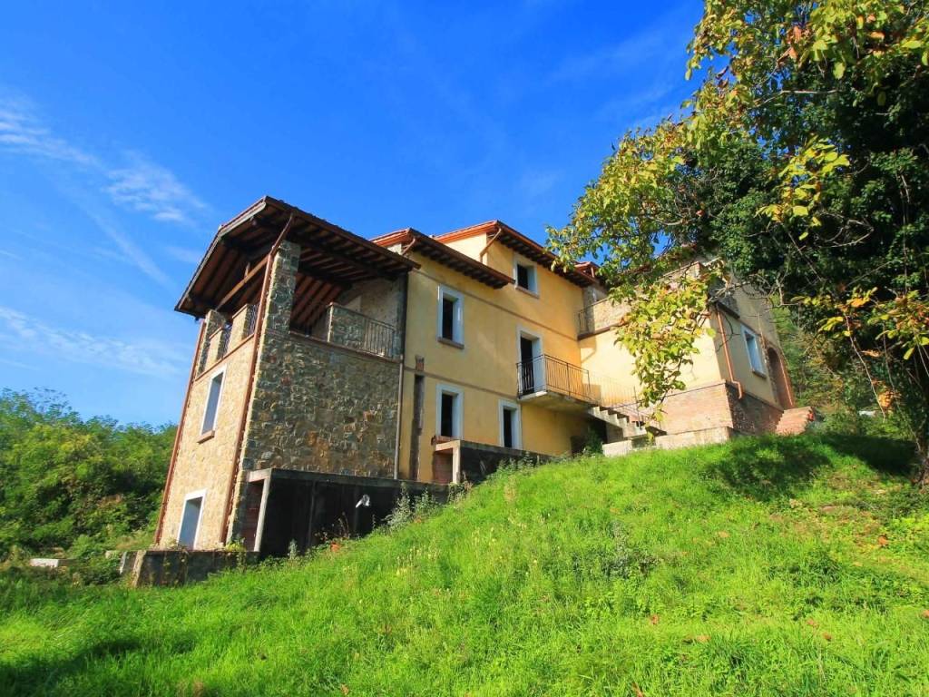Rustico / casale a Massa e cozzile in Massa e Cozzile - Foto 2