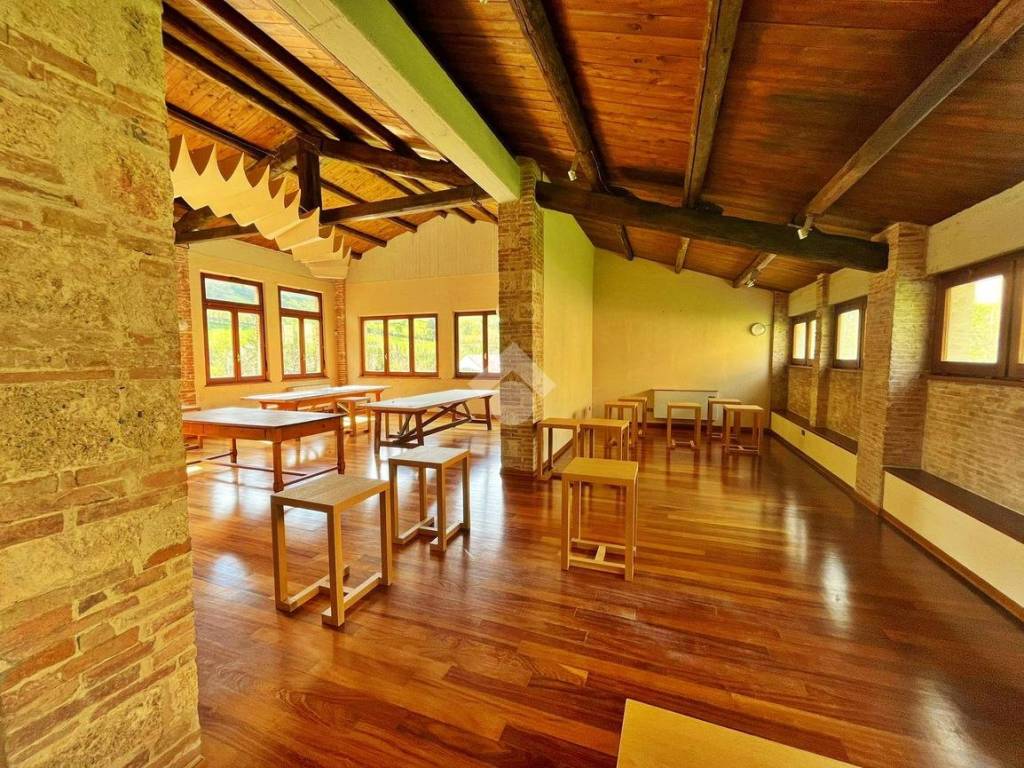 Casa indipendente a Fabriano in Viale Pietro Miliani, 33 - Foto 3