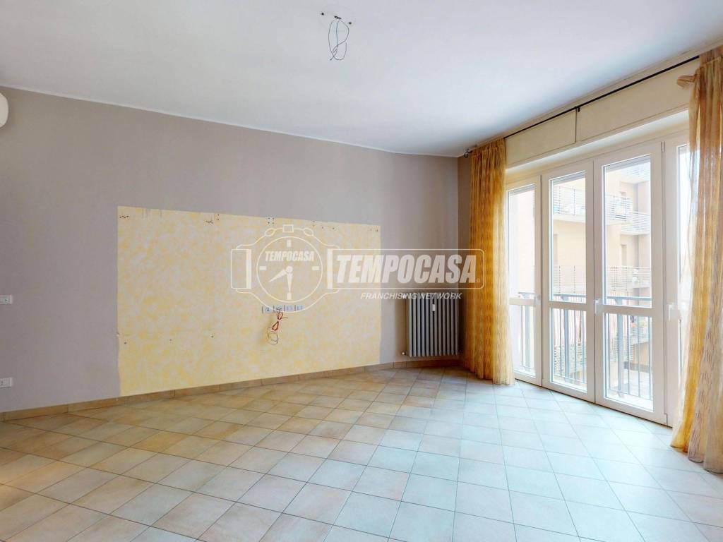 Appartamento a Bra in Via Giuseppe Mazzini, 1 - Foto 2